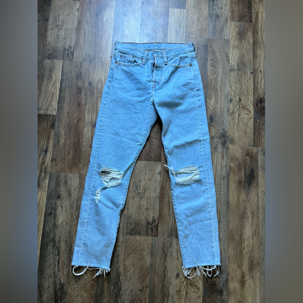 {Levi Jeans}